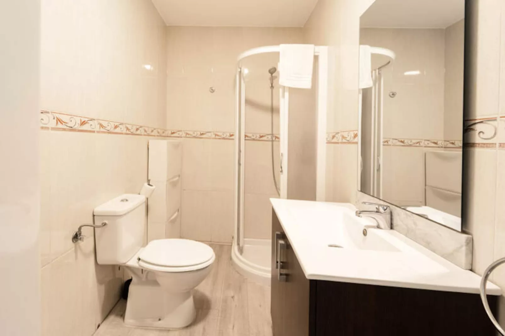 Appartements à Roses-Untagged