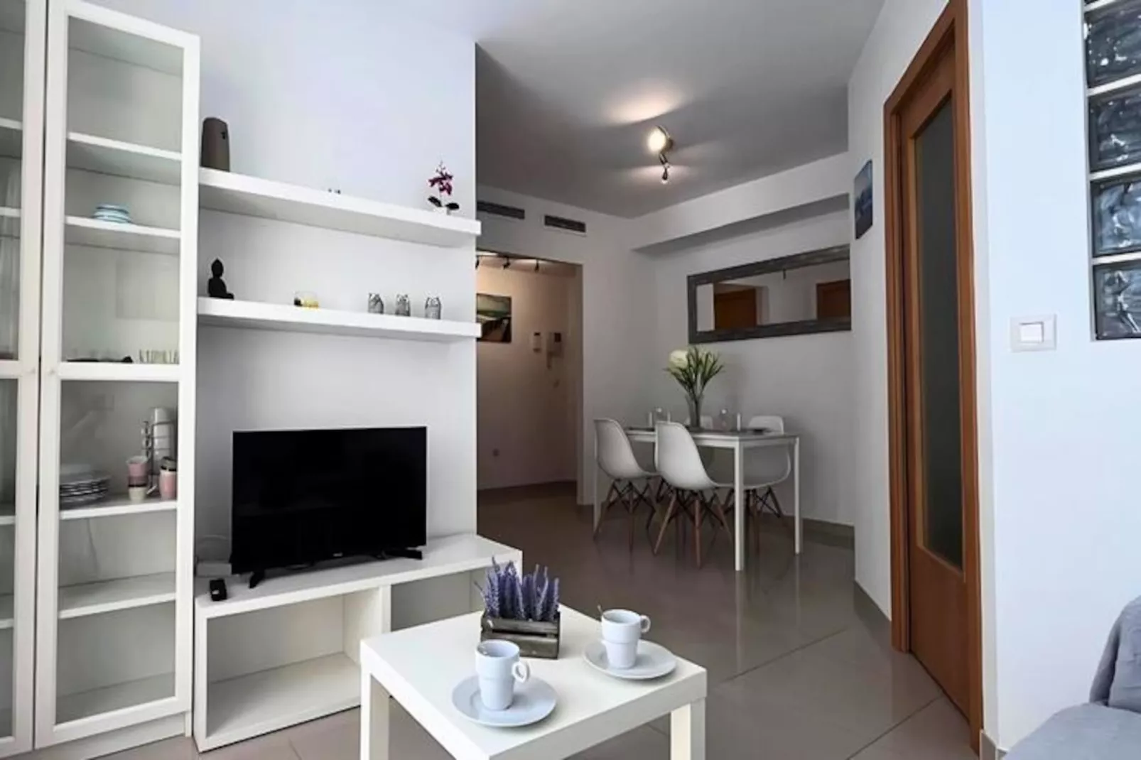 Appartement Lumineux &agrave; 50m De La Plage Avec Piscine Et Parking-Untagged