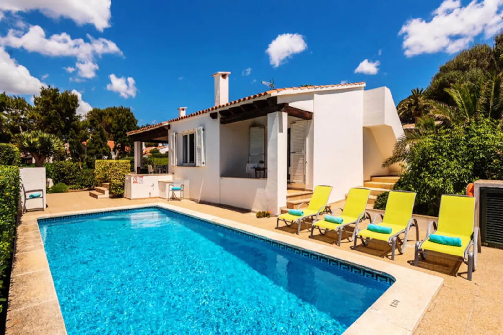 Maison à Binisafuller-Untagged