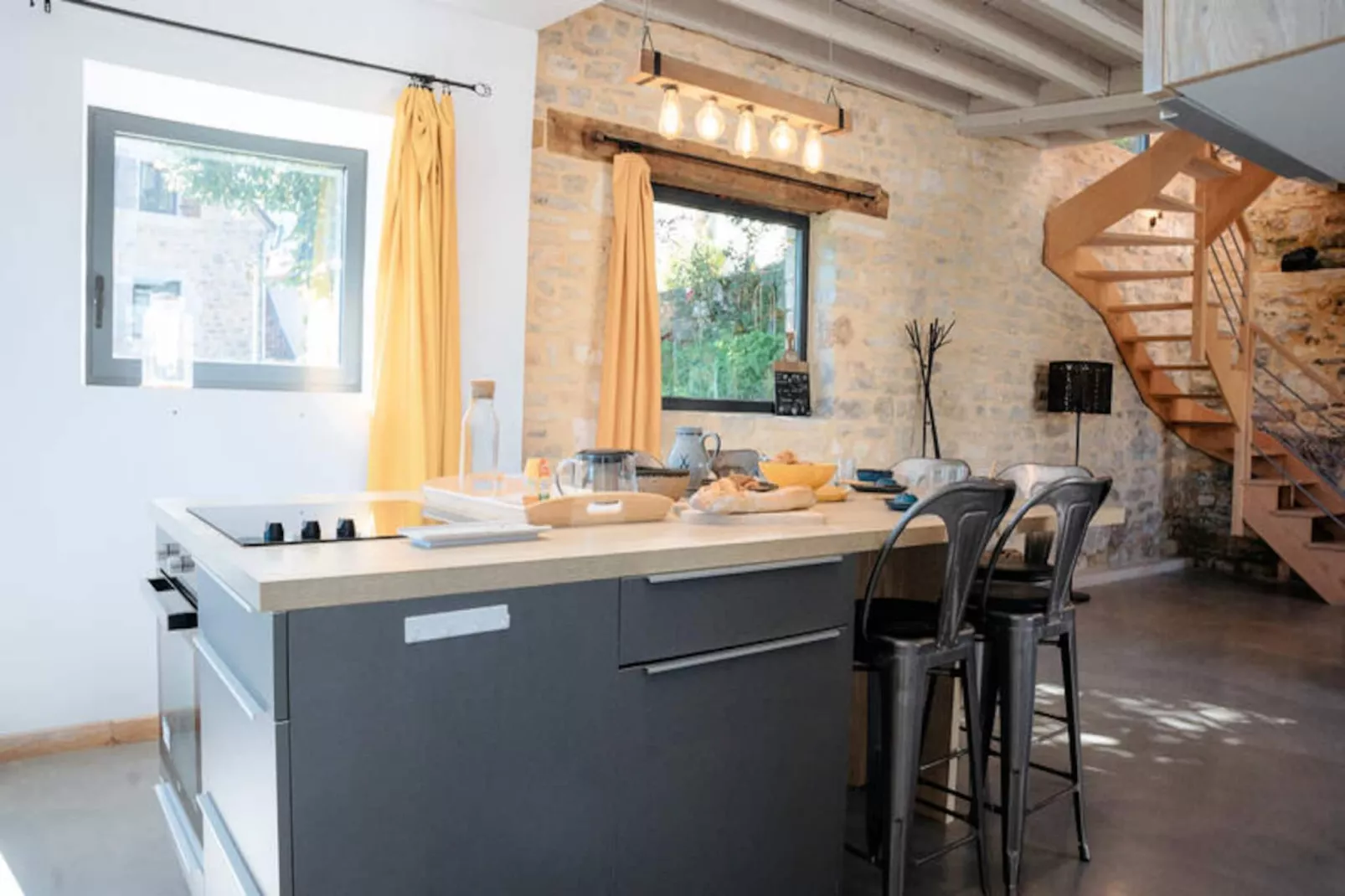 Maison à Coly-Non tagué