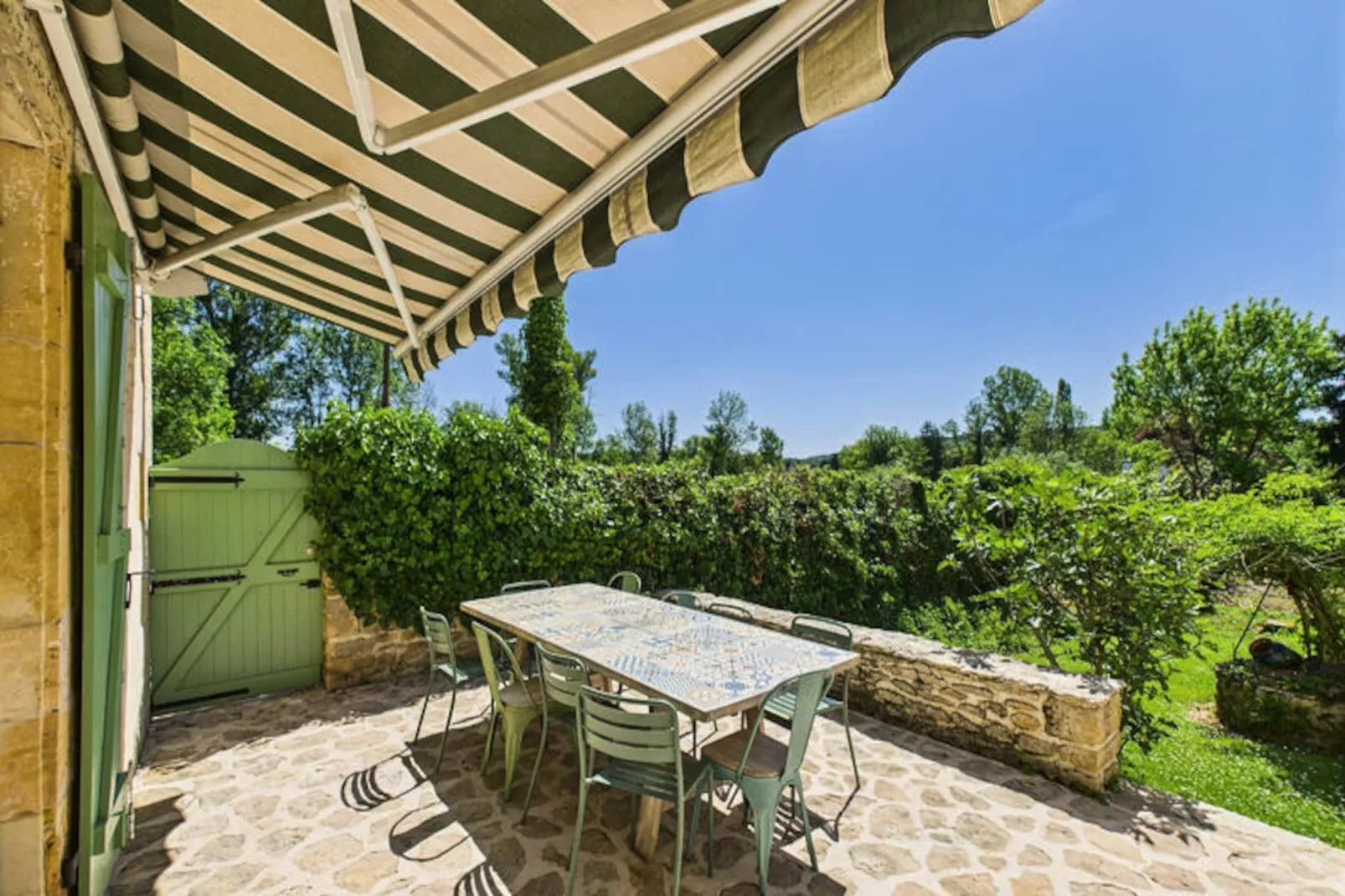 Maison à Thonac-Nicht zugeordnet