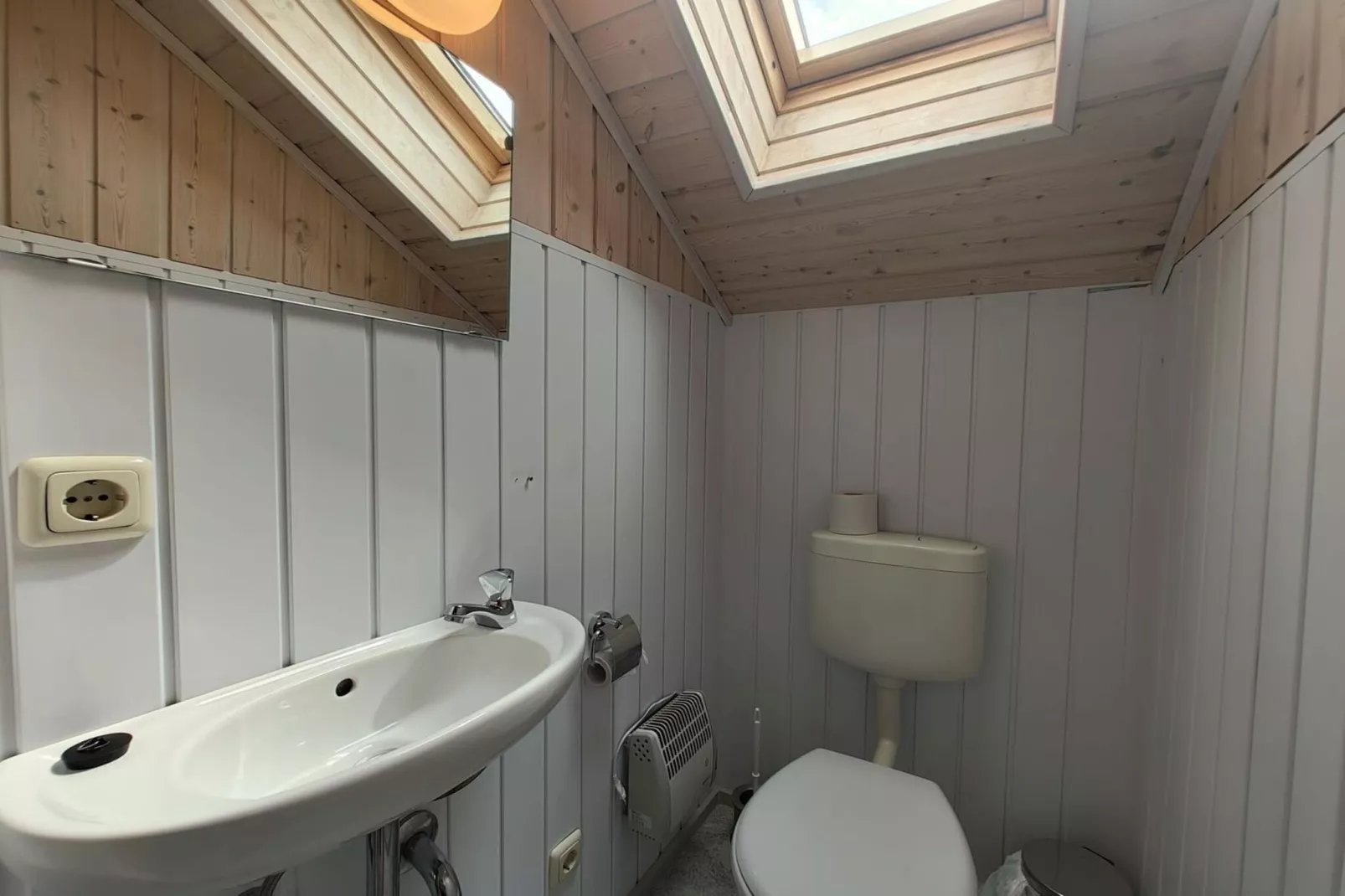 FH Wildgans Comfort Nr 234-Bathroom
