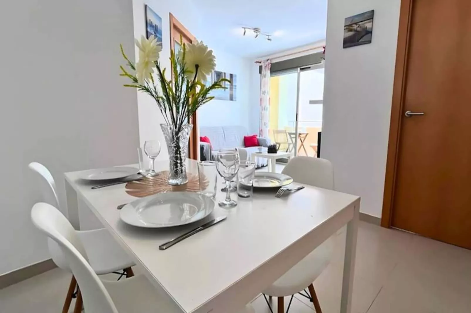 Appartement Lumineux &agrave; 50m De La Plage Avec Piscine Et Parking-Untagged