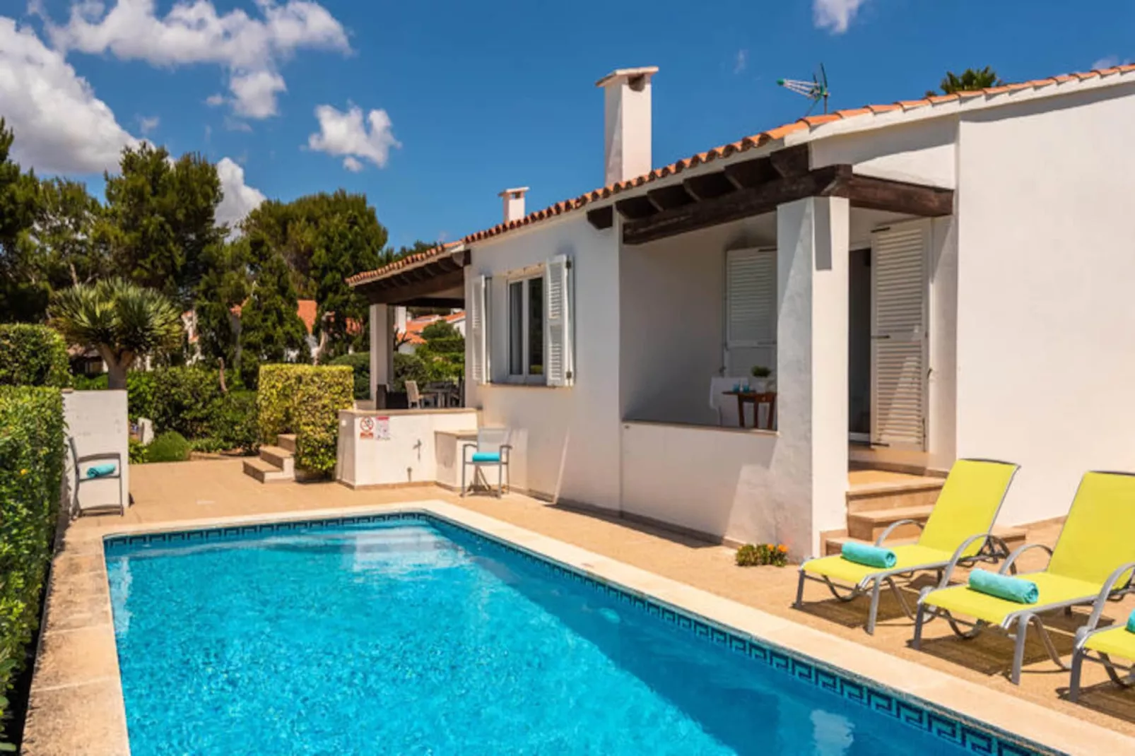 Maison à Binisafuller-Untagged