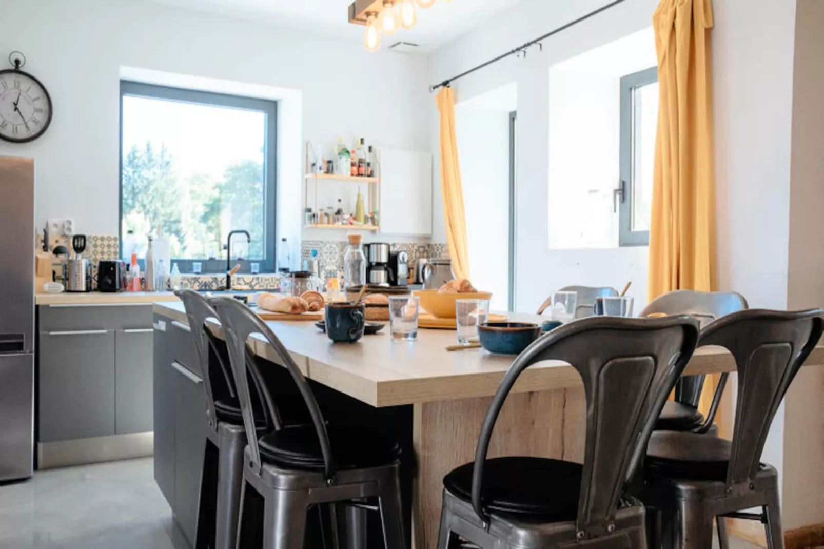 Maison à Coly-Non tagué