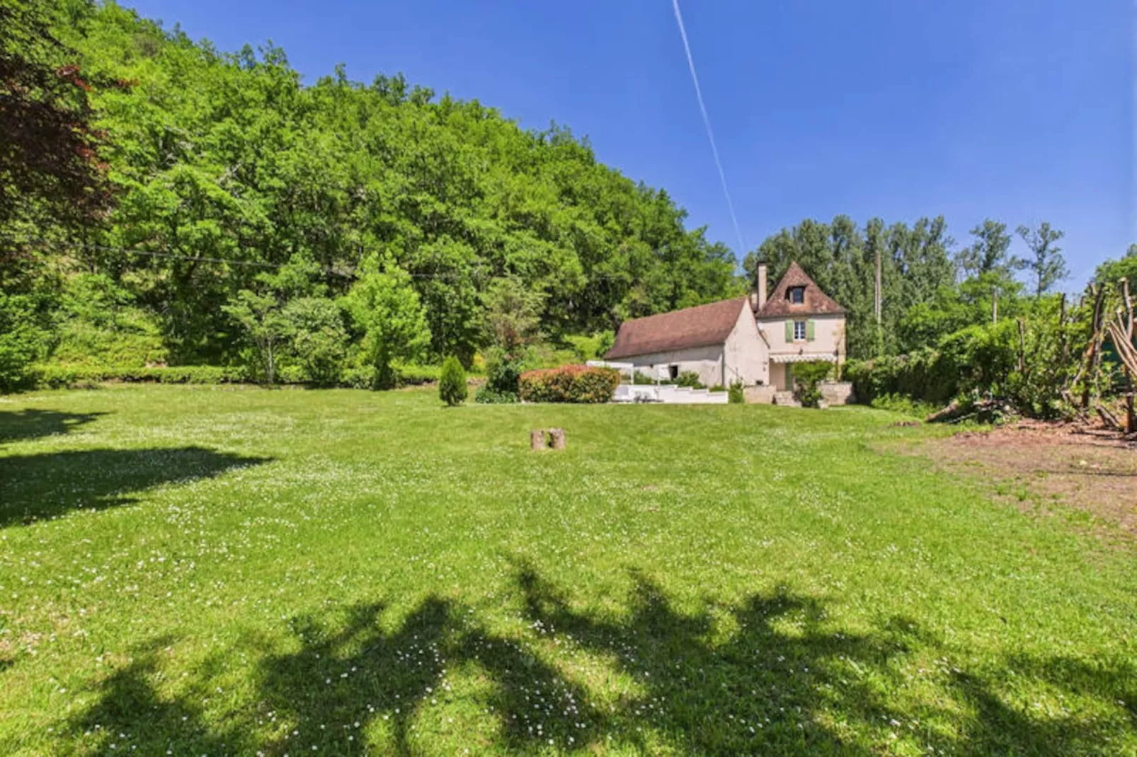 Maison à Thonac-Nicht zugeordnet