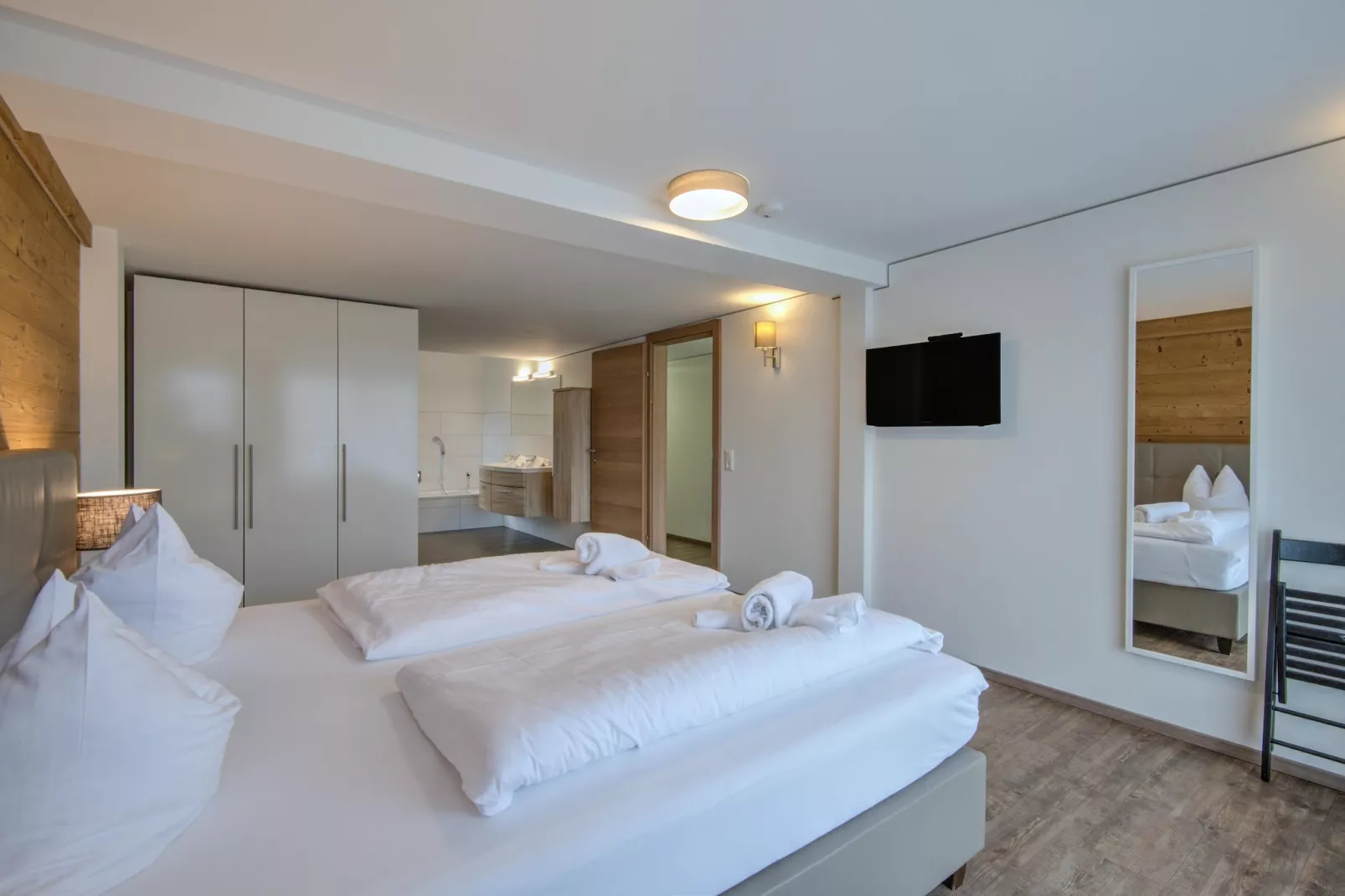 Brunner Apartment Top 7 Penthouse-Bedroom