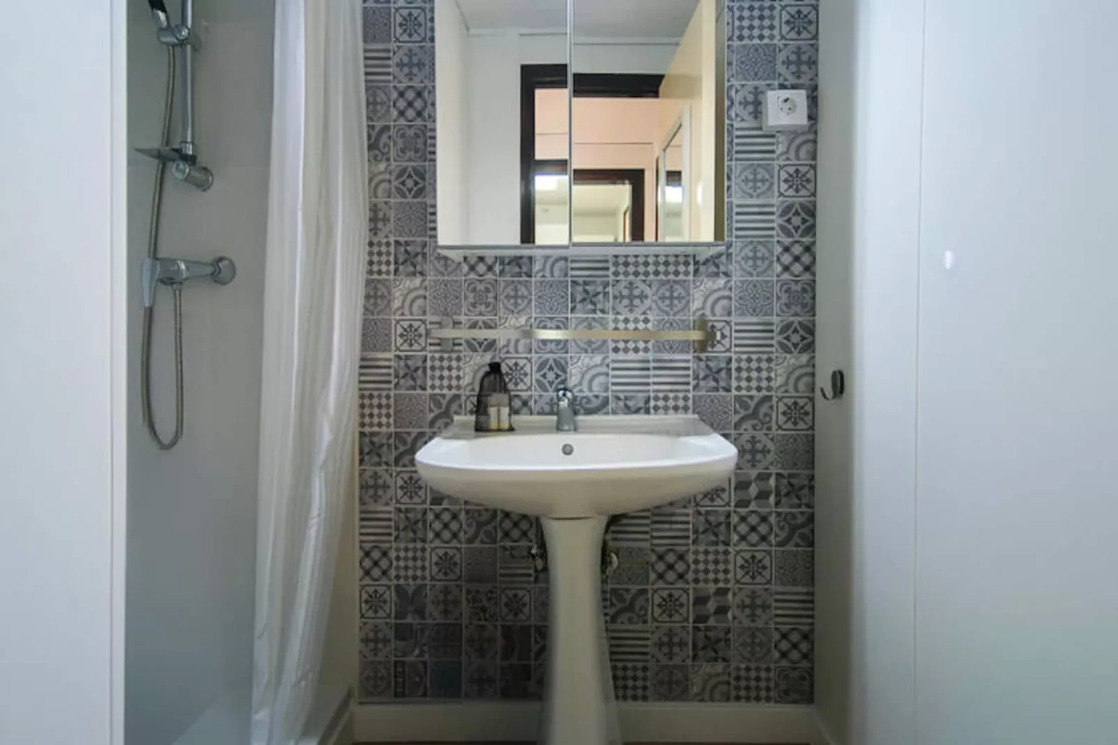 Appartements à Roses-Untagged