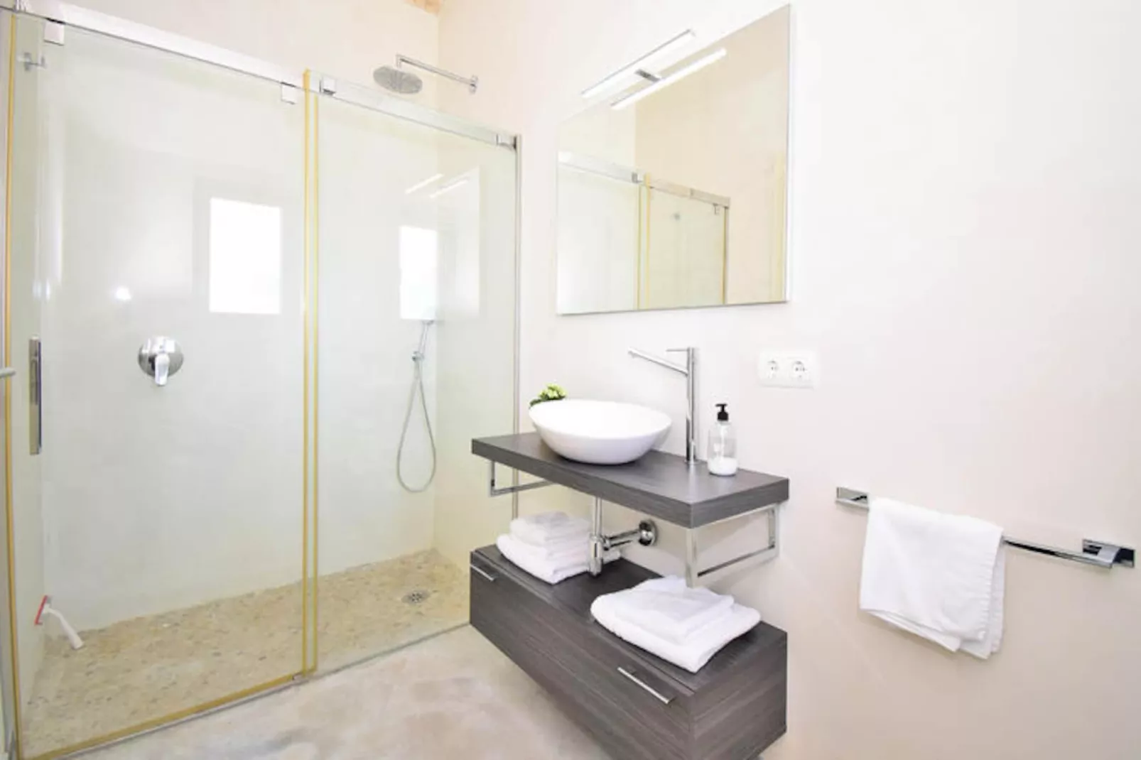 Maison à Maria de la Salut-Untagged