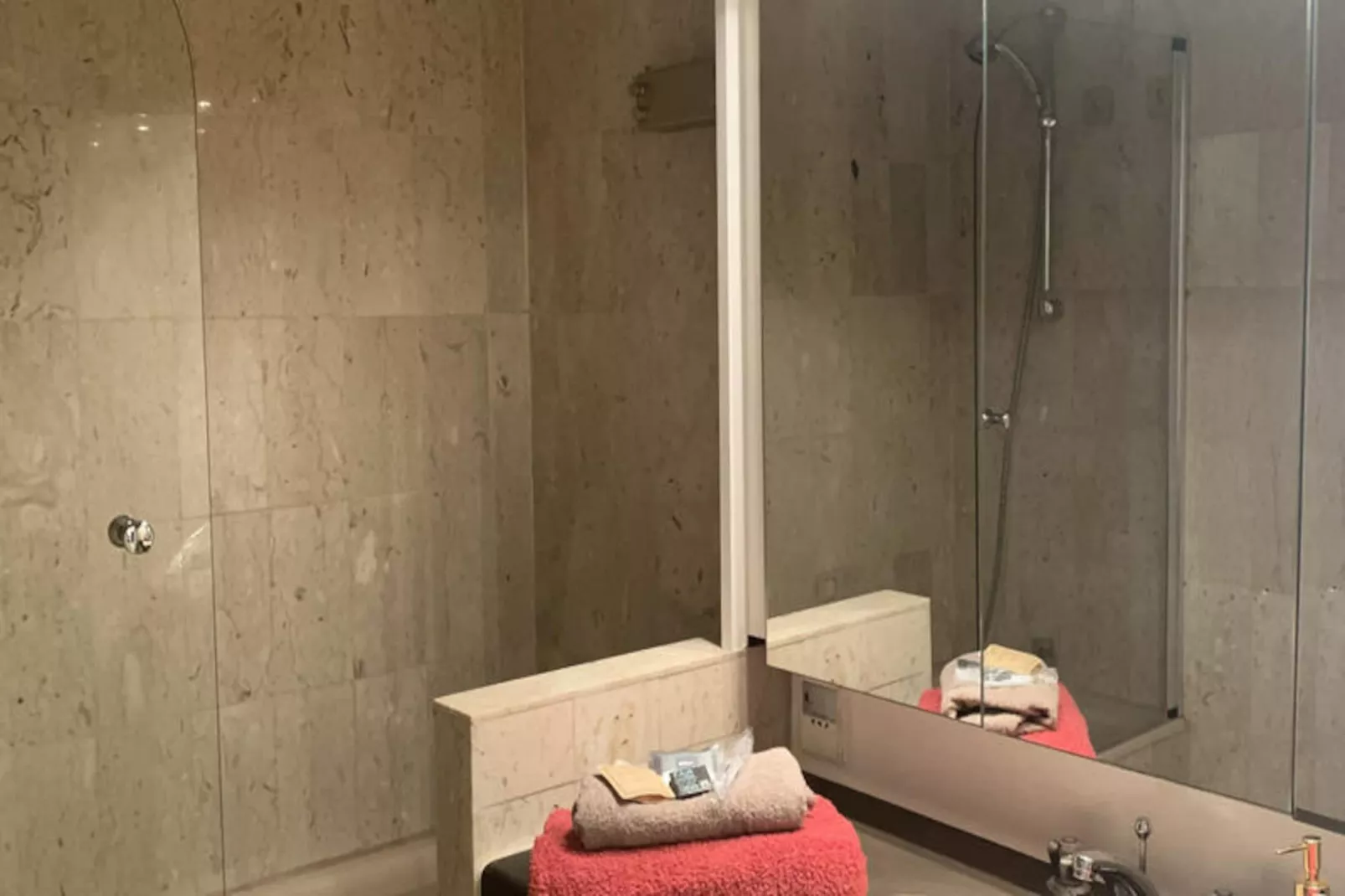 Studio à Cannes-Non tagué