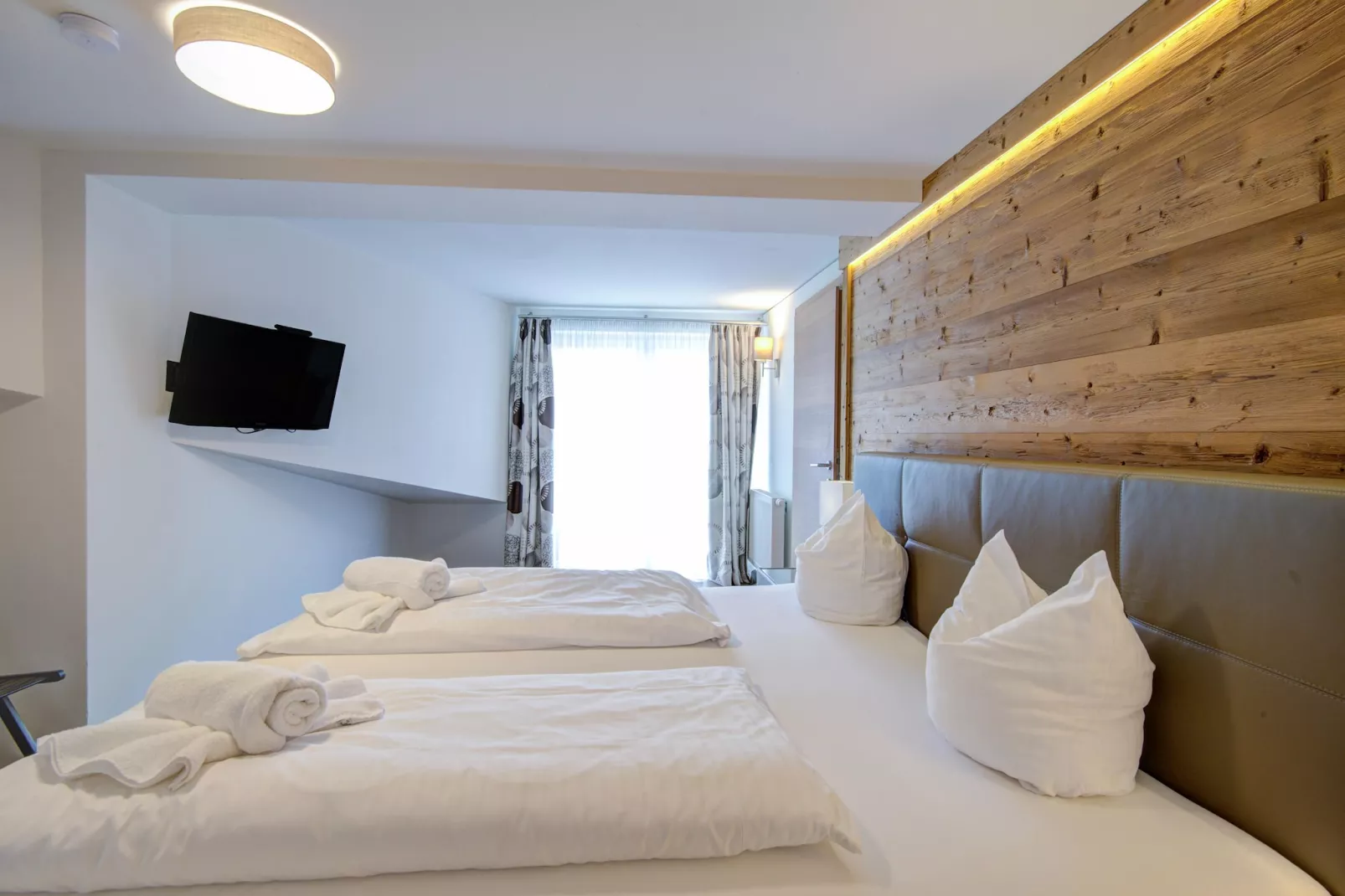 Brunner Apartment Top 7 Penthouse-Bedroom