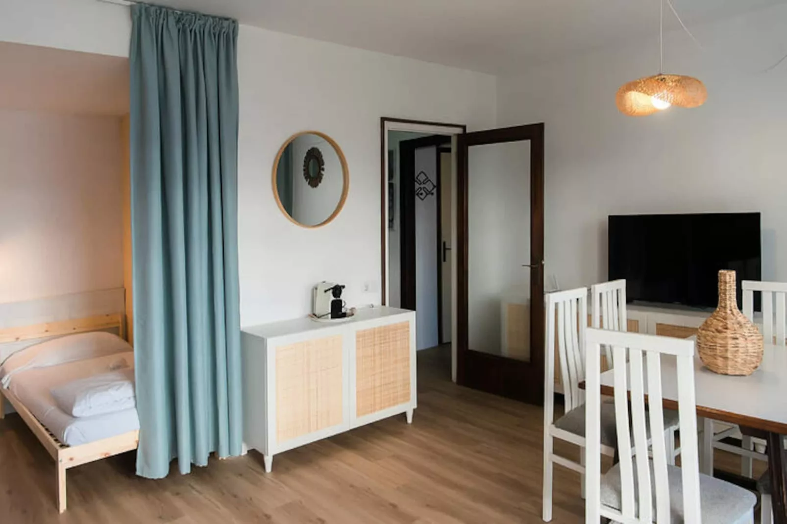 Appartements à Roses-Untagged