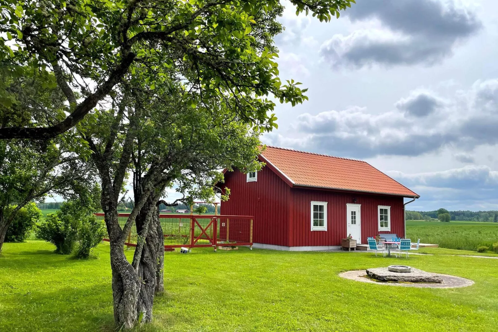 6 person holiday home in GÖTENE-By Traum-Outdoor