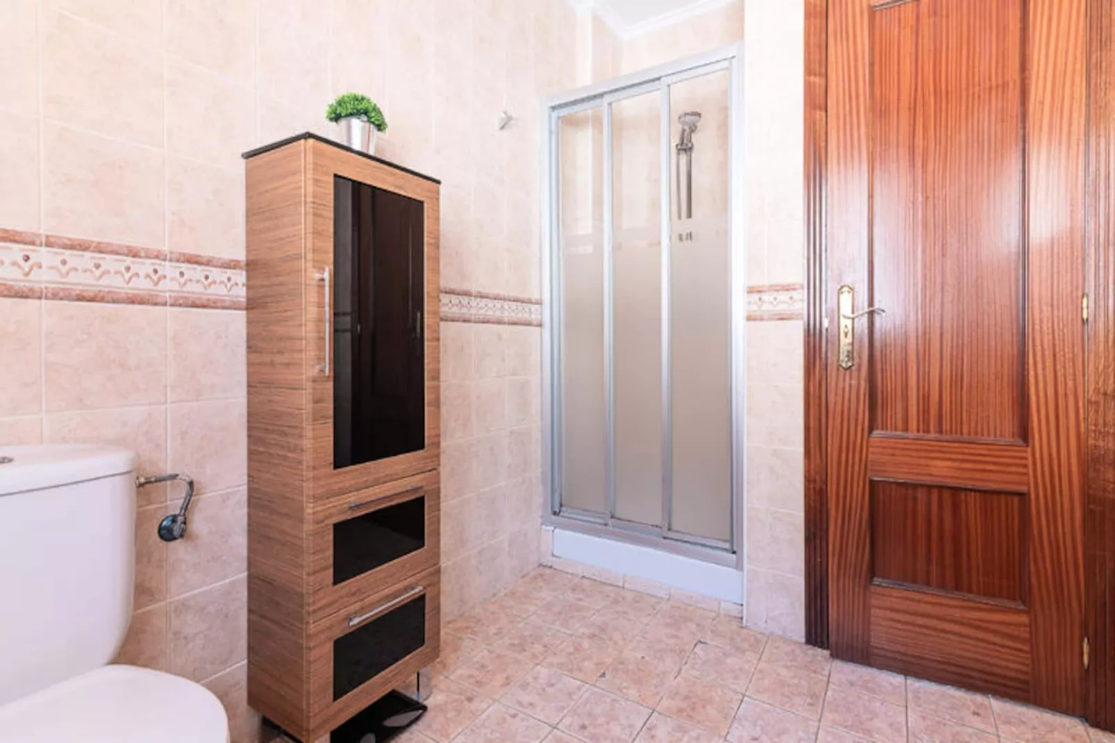 Maison à Argonos-Untagged