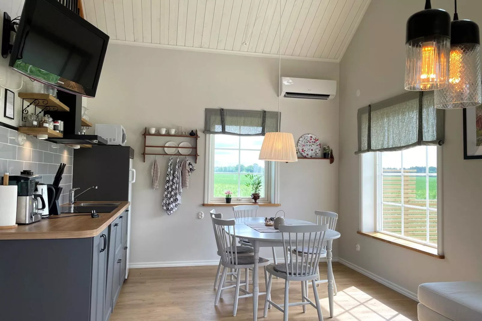 6 person holiday home in GÖTENE-By Traum-Indoor