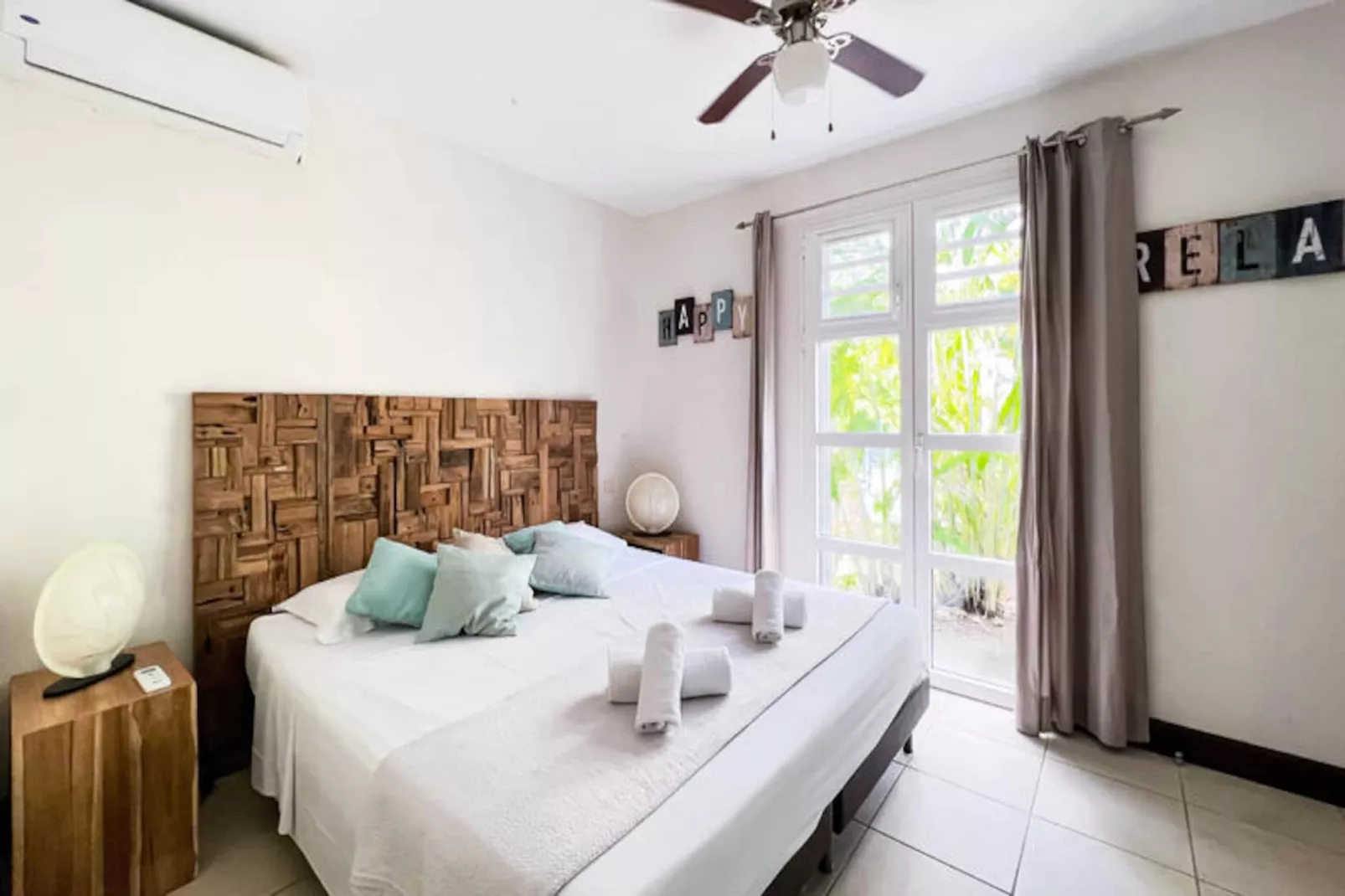 Maison à Saint François - Untagged