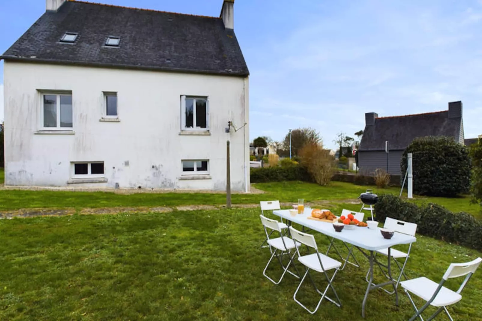 Maison à Ploneour-Lanvern-Non tagué