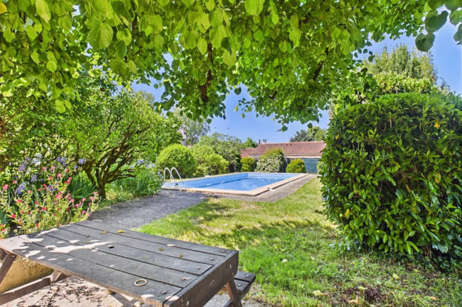 Maison à Montignac-Nicht zugeordnet