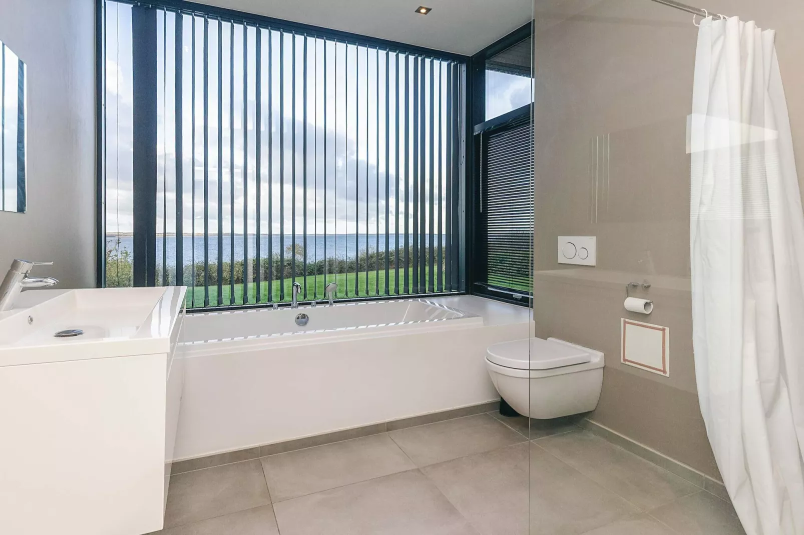 8 person holiday home in Ølsted-By Traum-Indoor