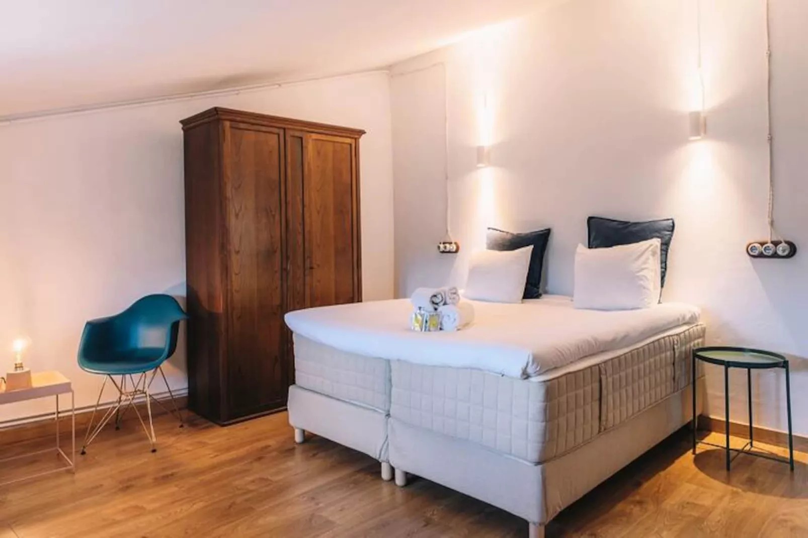 Appartements à Montagut i Oix-Nicht zugeordnet