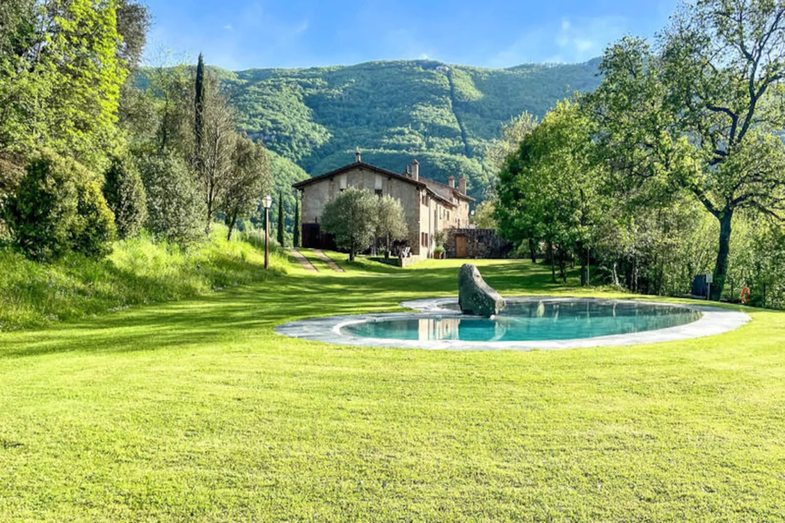 Appartements à Sant Feliu de Pallerols-Nicht zugeordnet