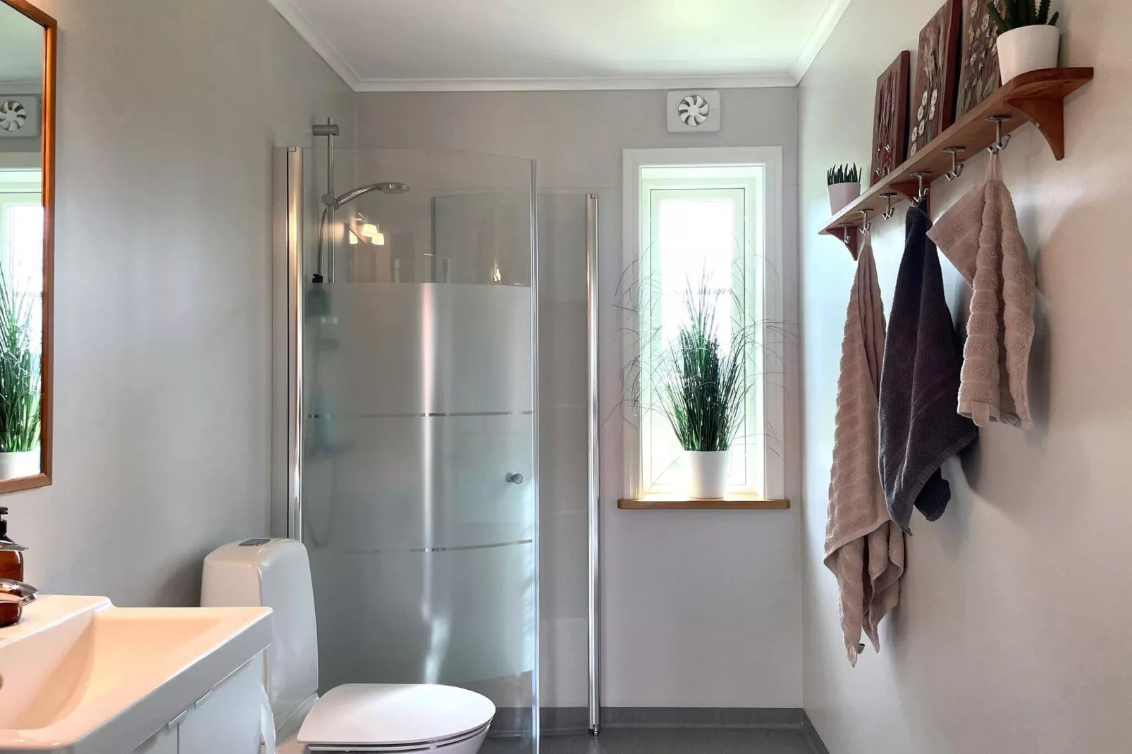 6 person holiday home in GÖTENE-By Traum-Indoor