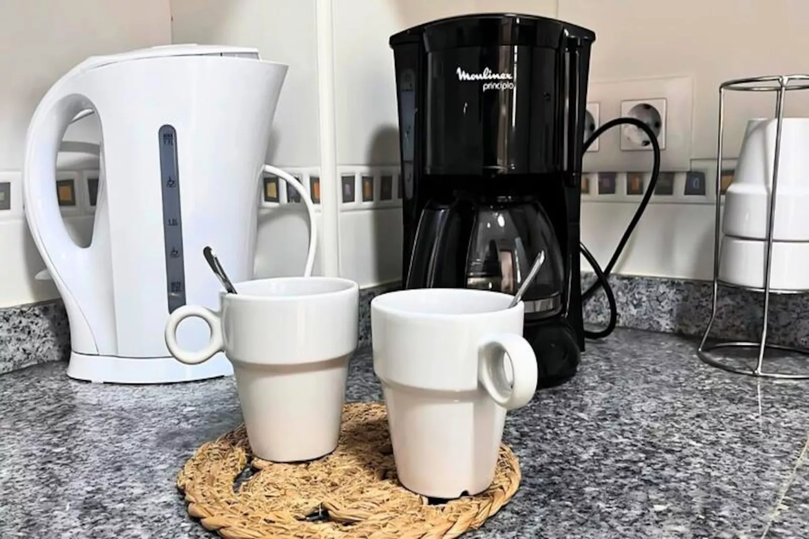 Appartement Lumineux &agrave; 50m De La Plage Avec Piscine Et Parking-Untagged