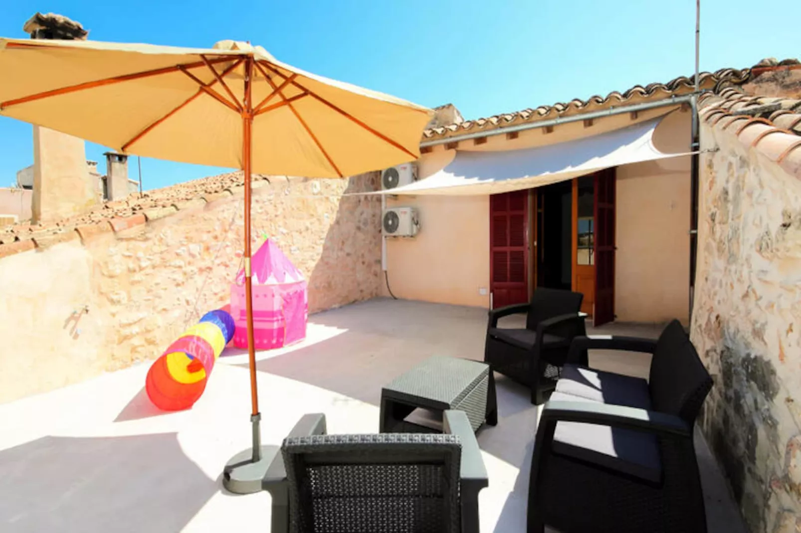 Maison à Petra-Untagged