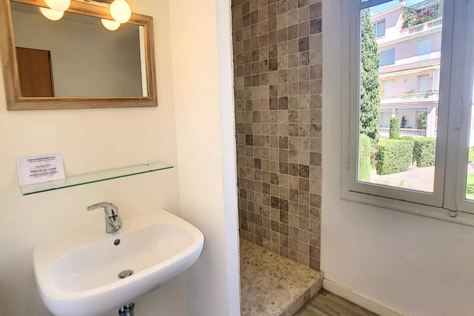 Appartements à Cannes-Nicht zugeordnet