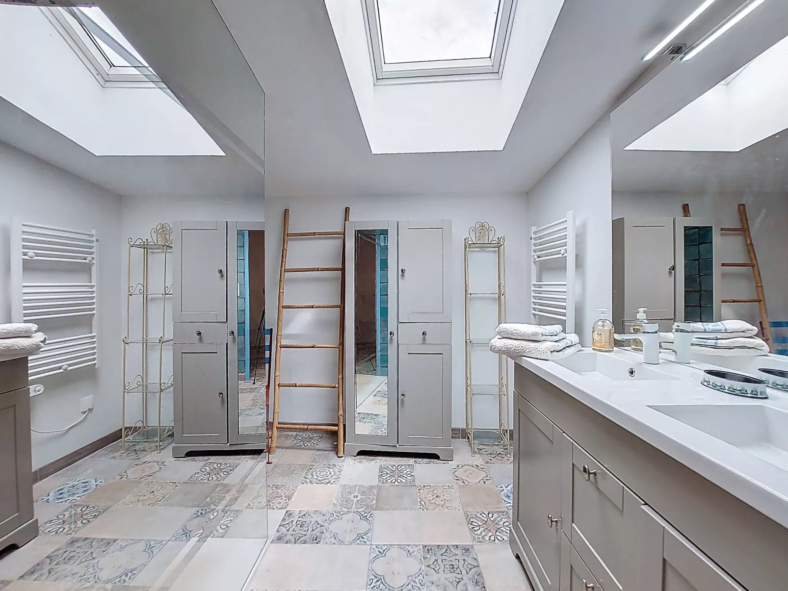 Les Vidalières-Inside