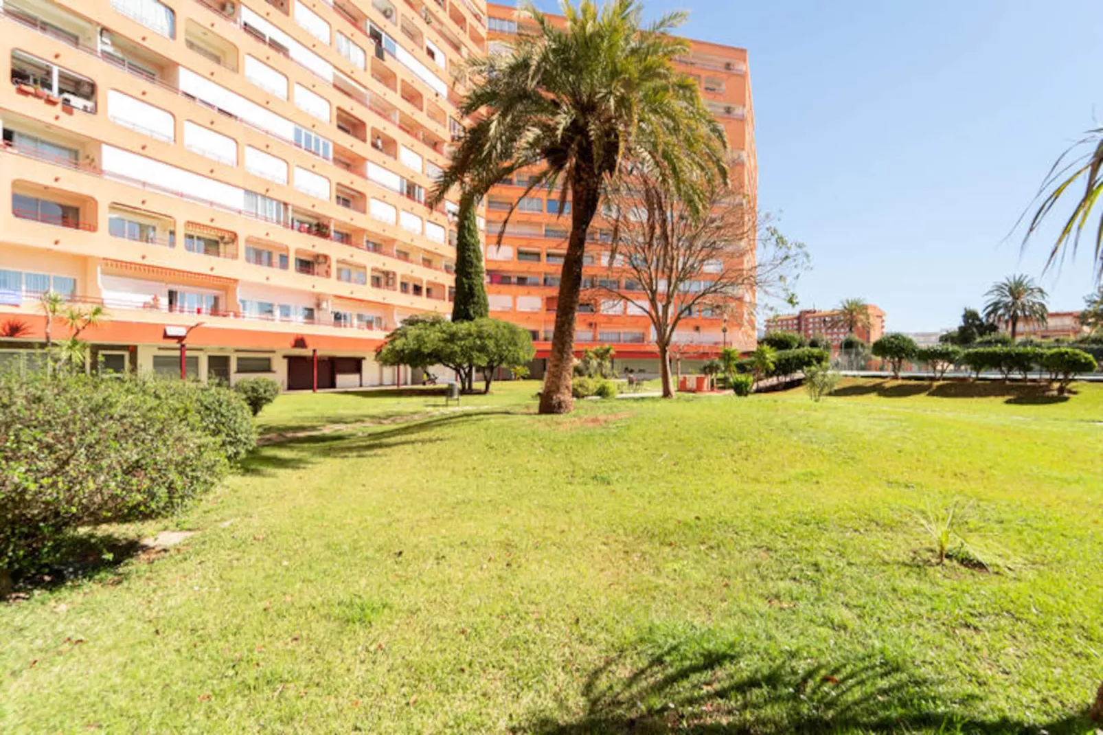 Appartements à Roses-Untagged