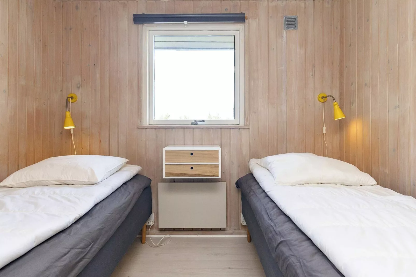 10 person holiday home in Humble-Indoor