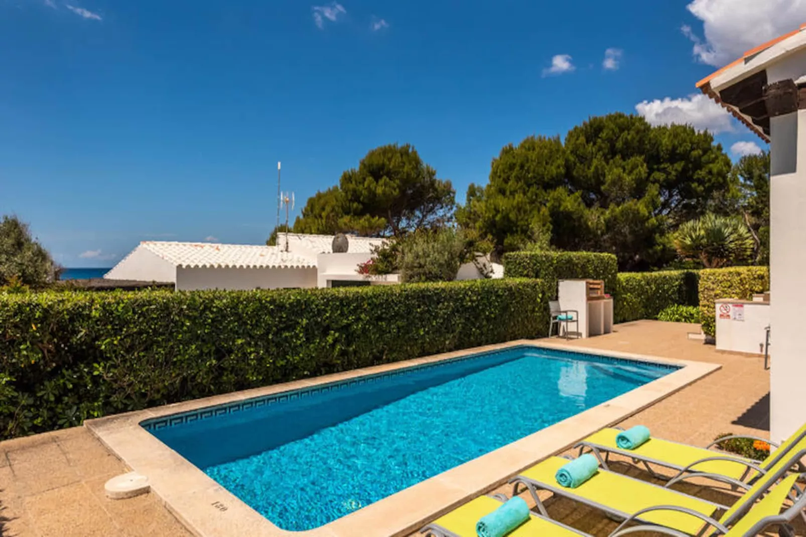 Maison à Binisafuller-Untagged