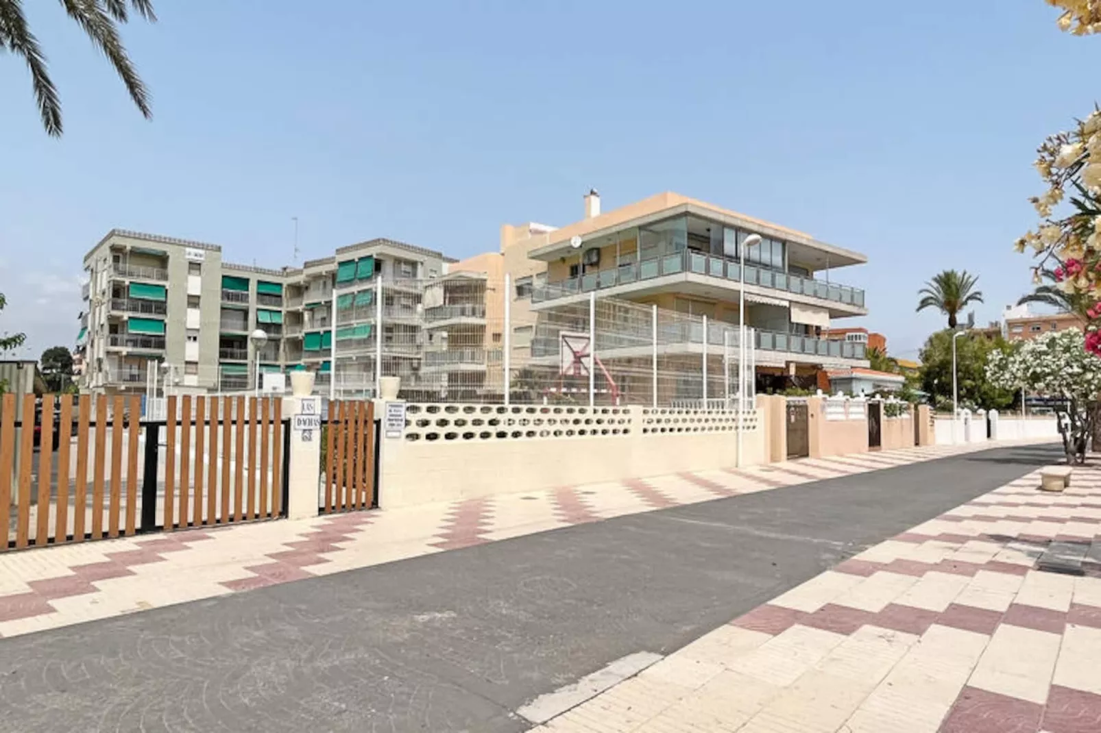 Appartements à Canet d'En Berenguer-Nicht zugeordnet