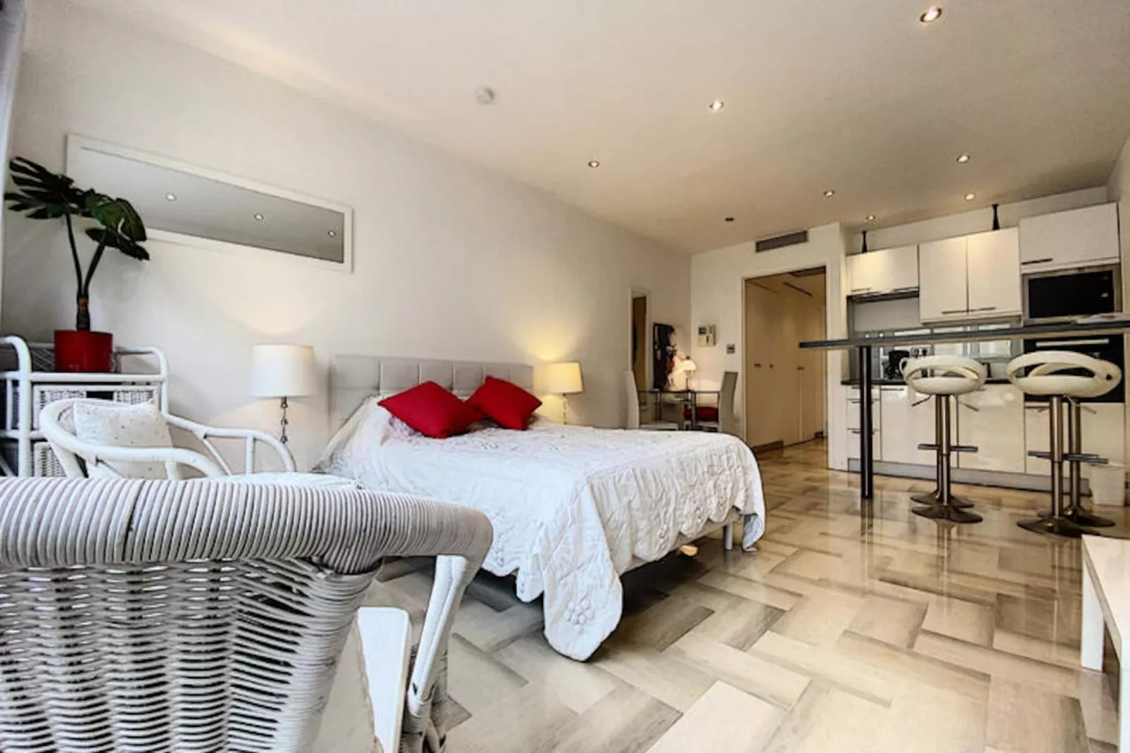 Studio à Cannes-Non tagué