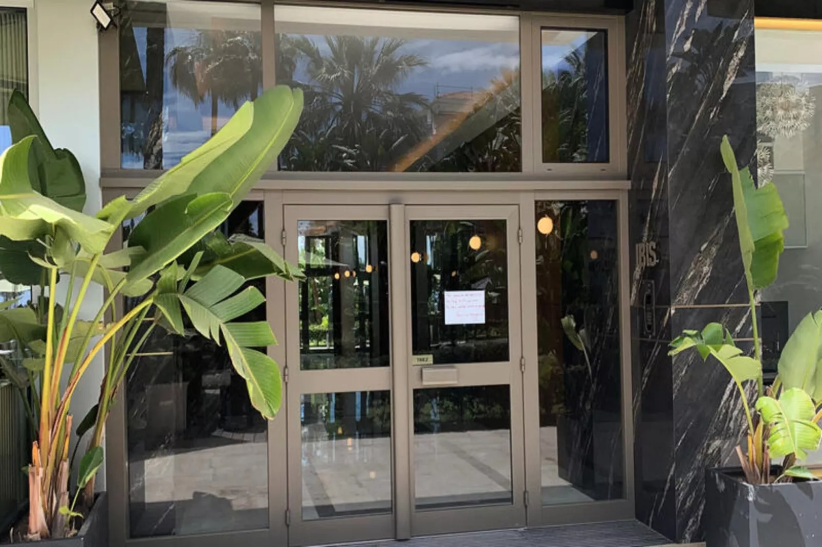 Studio à Cannes-Untagged