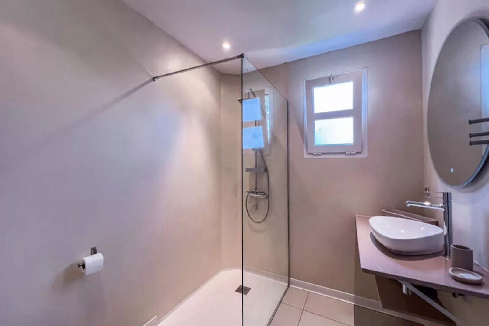 Maison à Saint François - Untagged