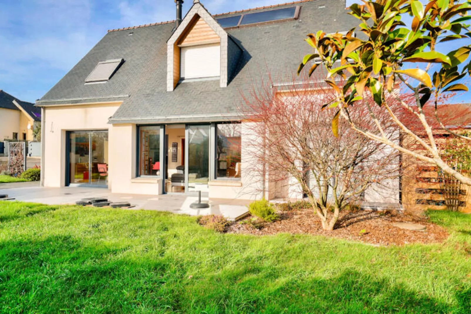 Maison à Ploneour-Lanvern-Non tagué