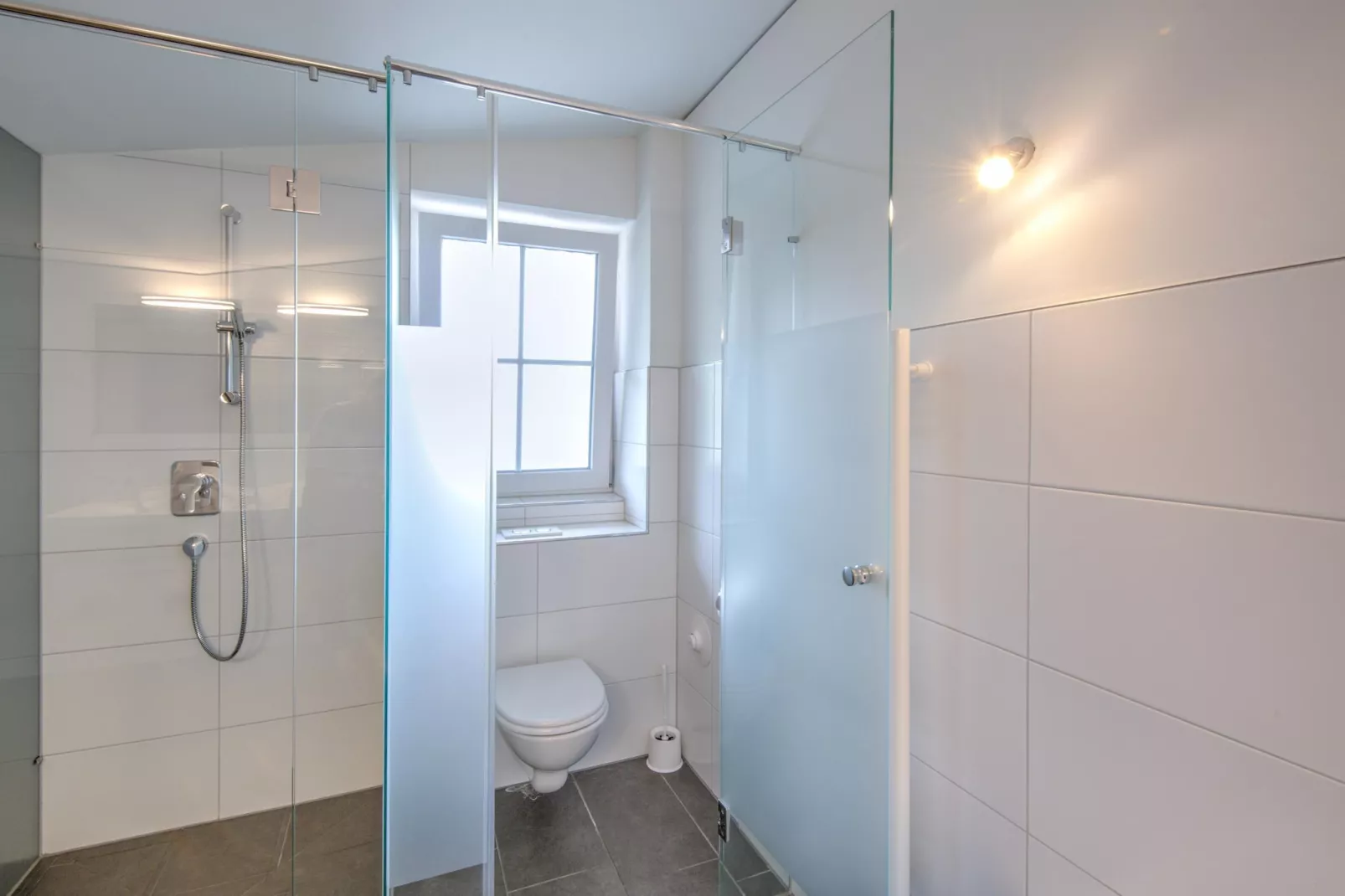 Brunner Apartment Top 7 Penthouse-Bathroom