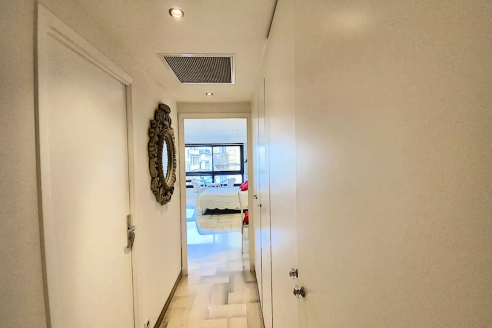 Studio à Cannes-Non tagué