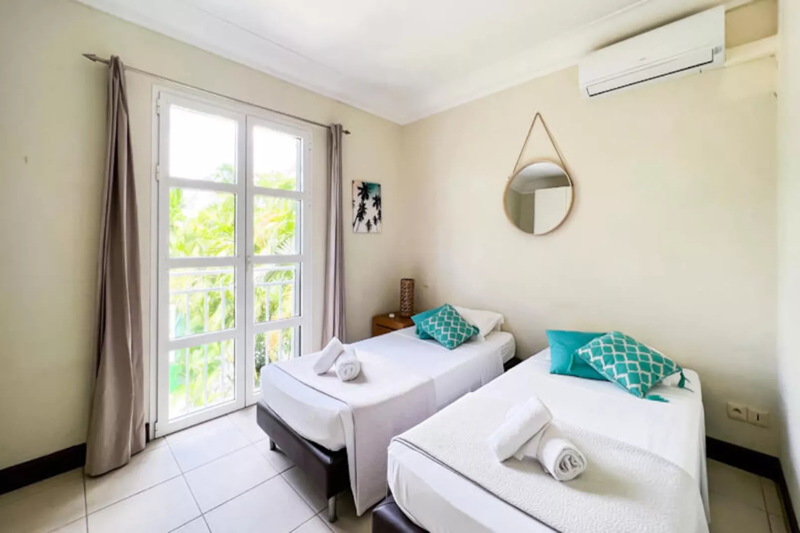 Maison à Saint François - Untagged