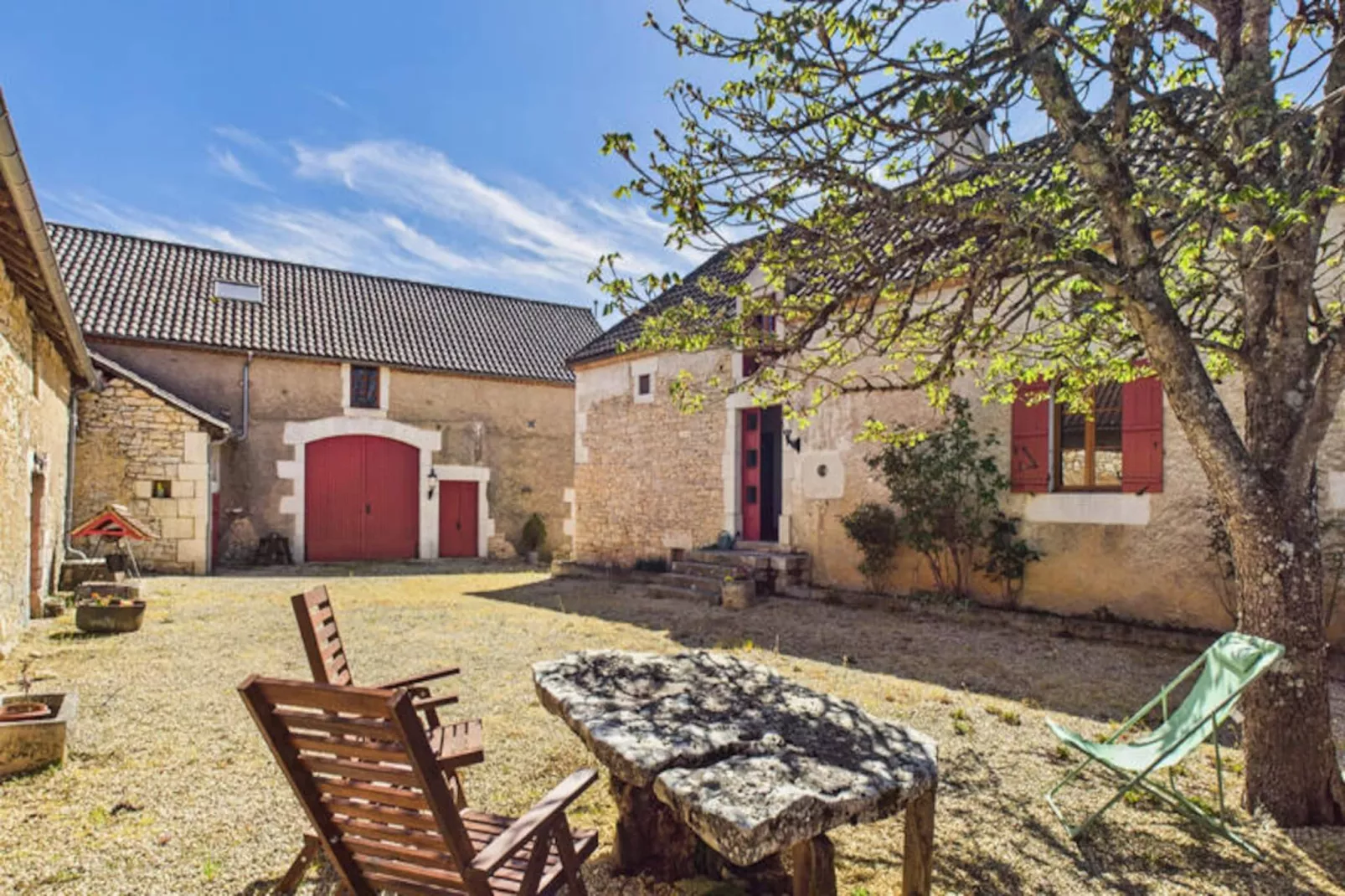 Maison à Gabillou-Untagged