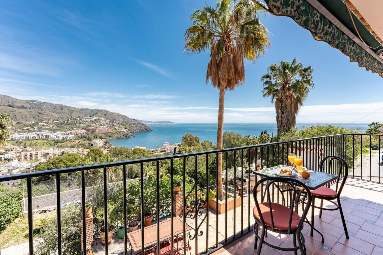 CT 269 GR - Faro's Sun Beach & More in Almuñecar-Terrace balcony