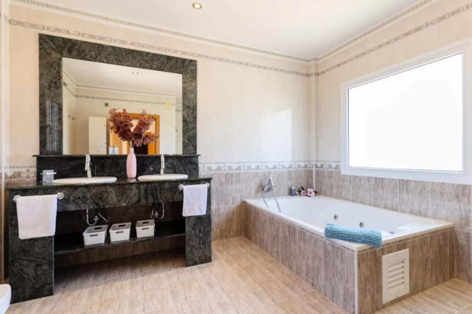 Maison à Jacarilla-Nicht zugeordnet