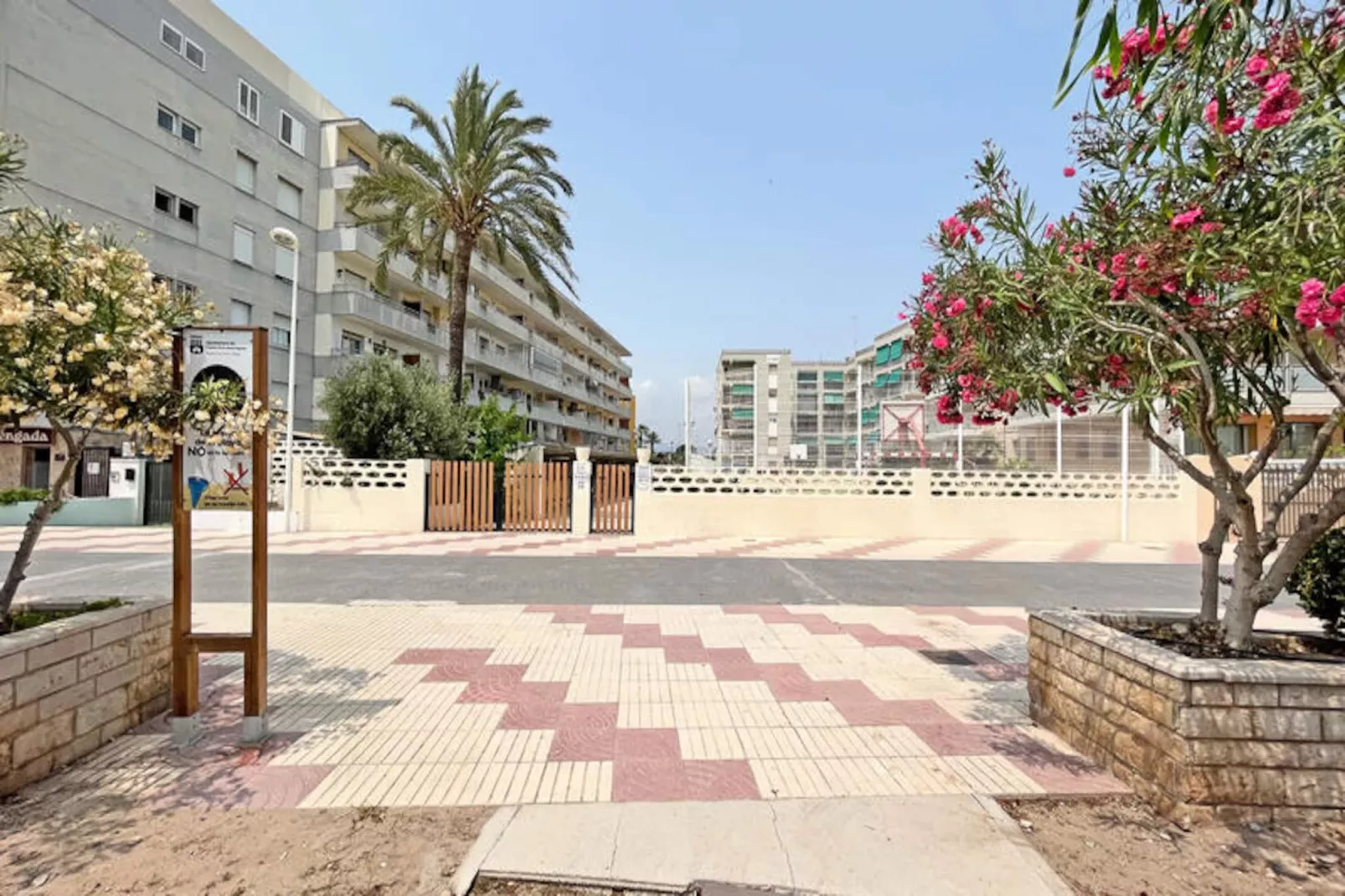 Appartements à Canet d'En Berenguer-Nicht zugeordnet