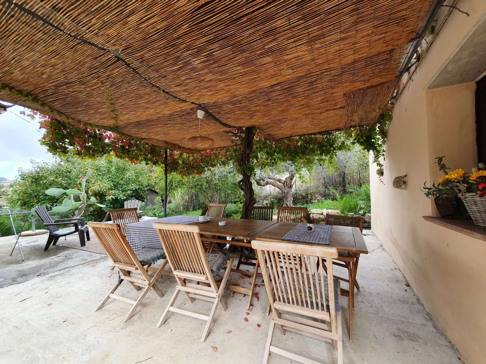 Baglio Anastè-Dehors