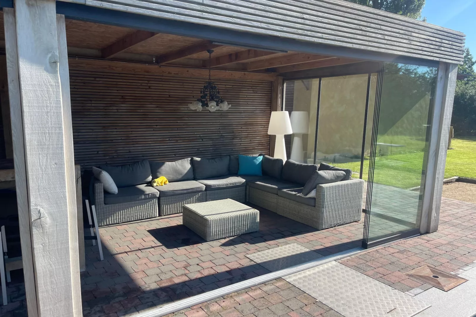 Sint Denijs Gite-Terrasse / balcon