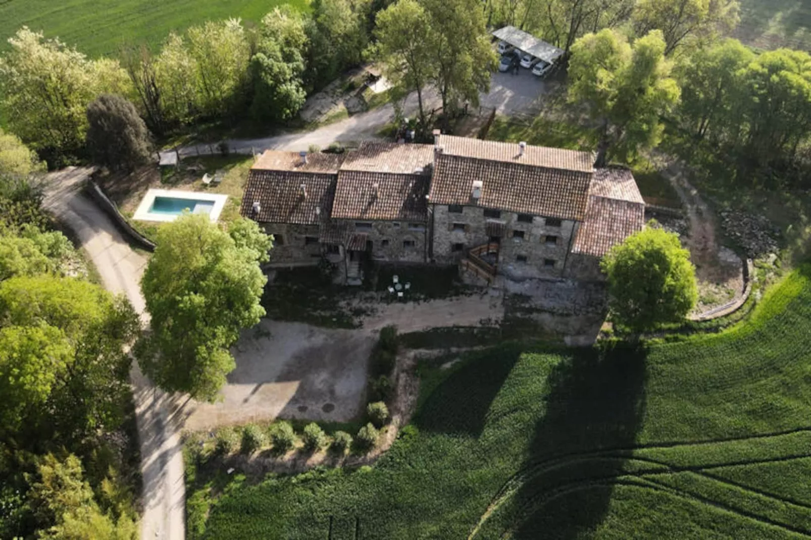 Appartements à Montagut i Oix-Non tagué