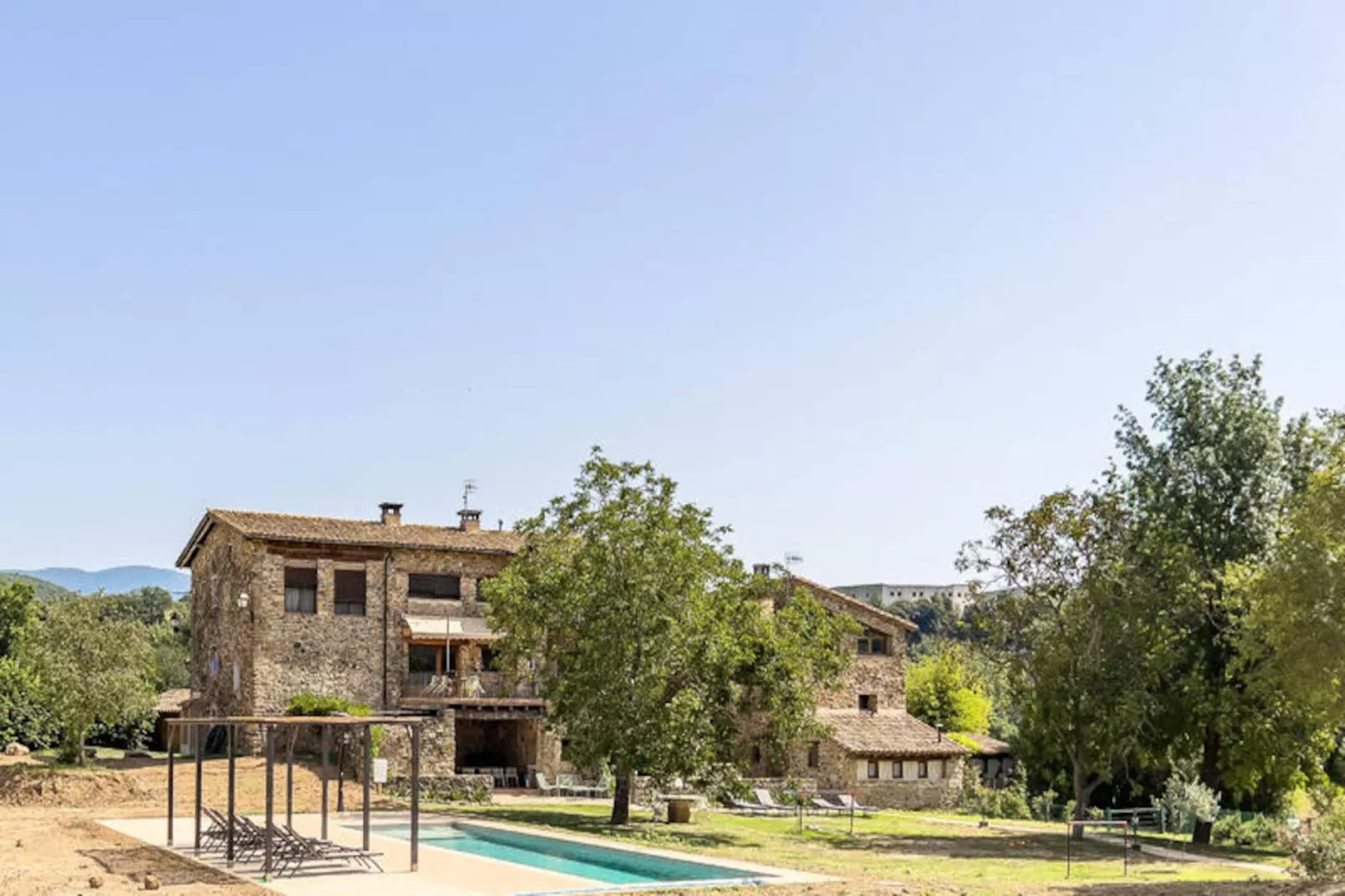 Mobil Home - Bungalow - Cottage à Montagut i Oix-Non tagué