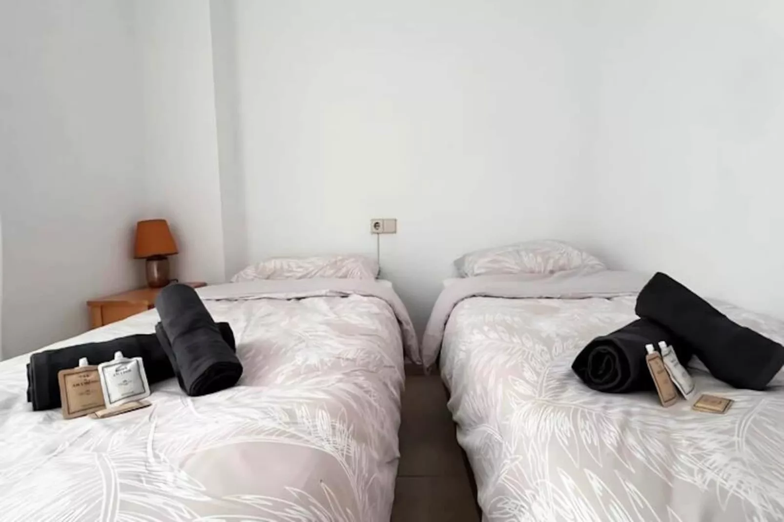 Charmant Appartement Avec Piscine &agrave; 500 M De La Playa Del Cura !-Non tagué